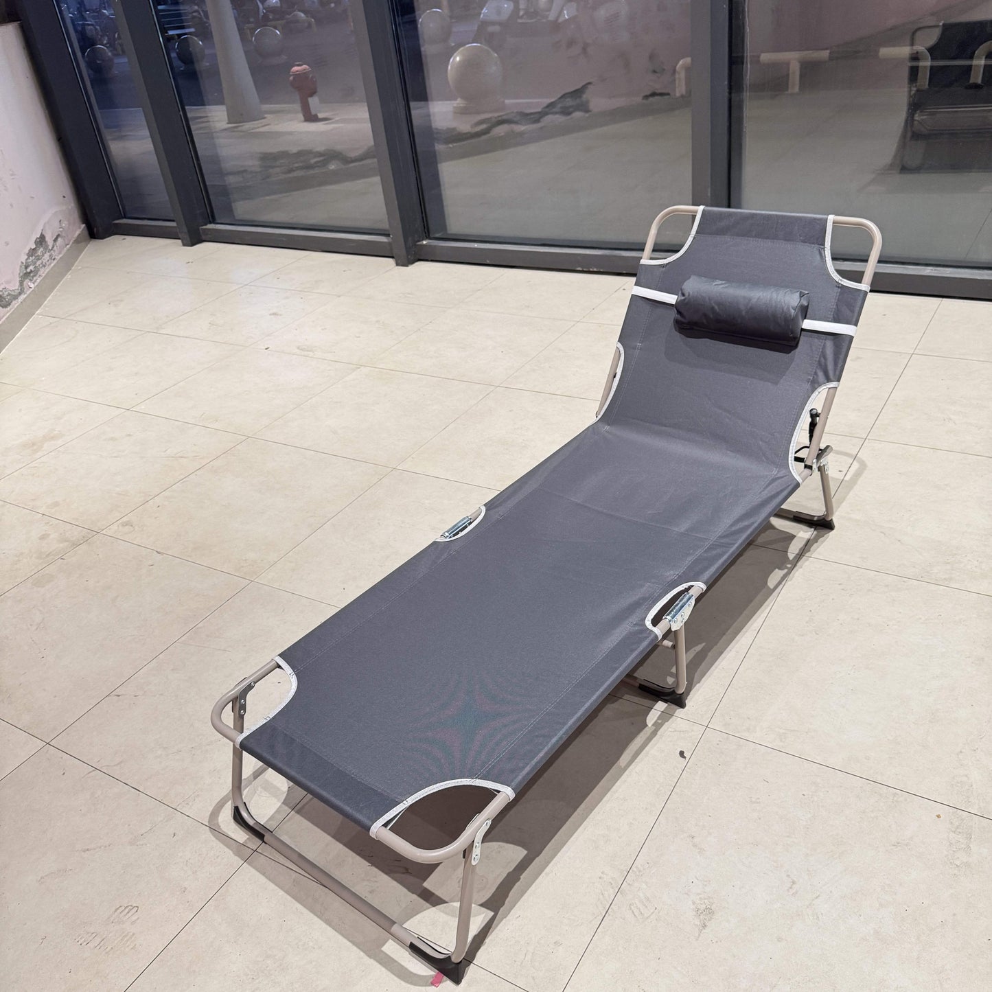 Heavy-Duty Folding Bed – 250kg Capacity with Cushioned Headrest